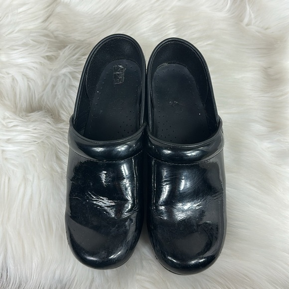 Dansko Black Patent Leather Professional Petrol Clogs 38/8 - Picture 2 of 9